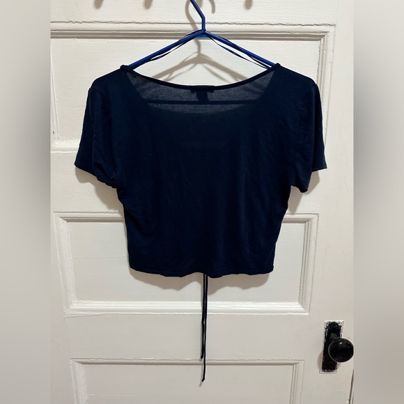 ❣️3/$30 U2B Drawstring adjustable tee - Picture 2 of 5